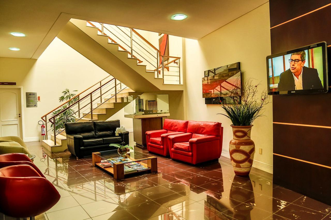 Le Village Flats E Hotel 주앵빌 외부 사진