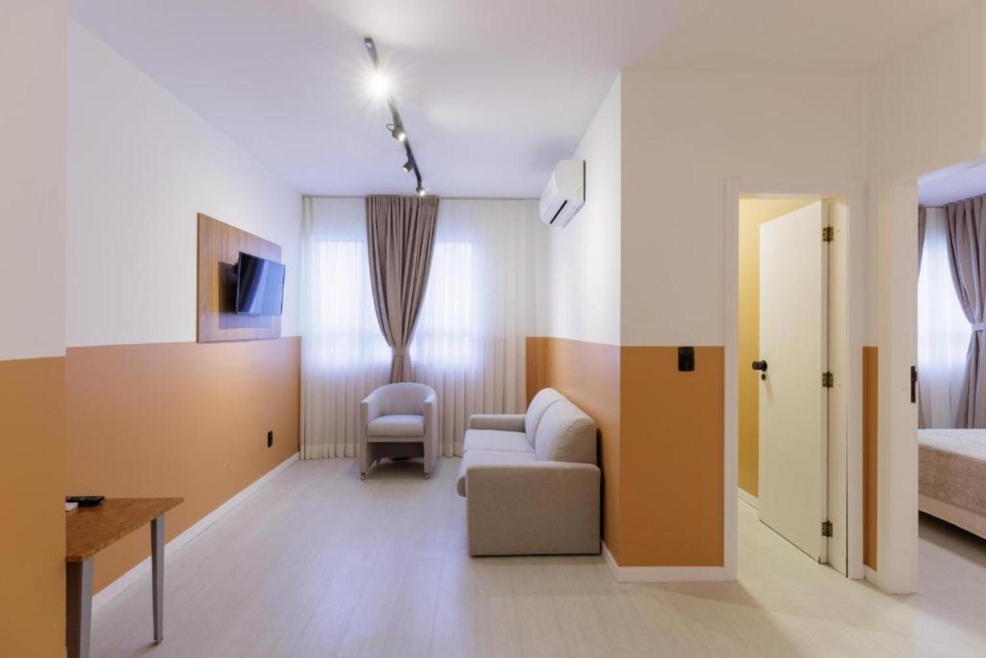Le Village Flats E Hotel 주앵빌 외부 사진