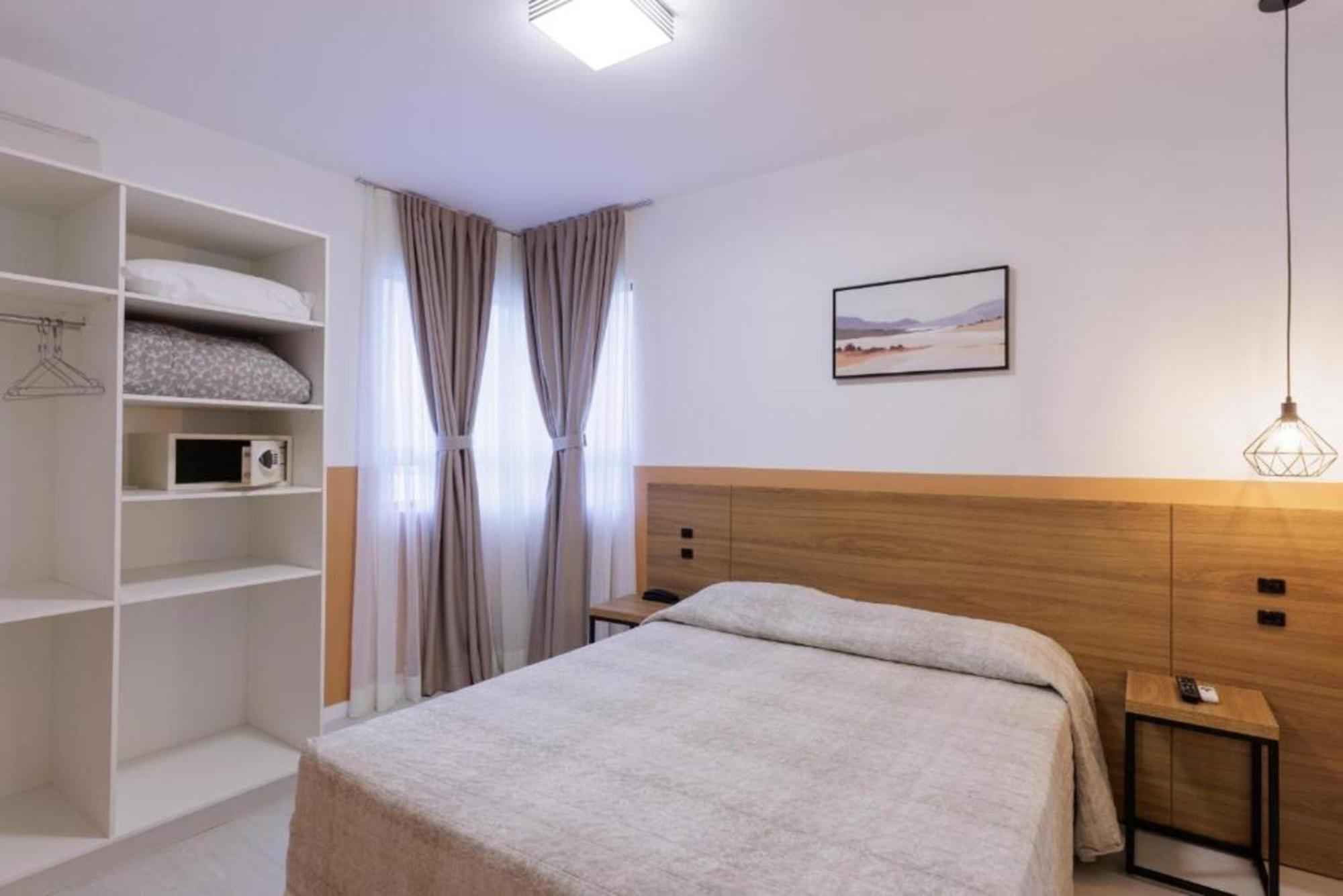 Le Village Flats E Hotel 주앵빌 객실 사진